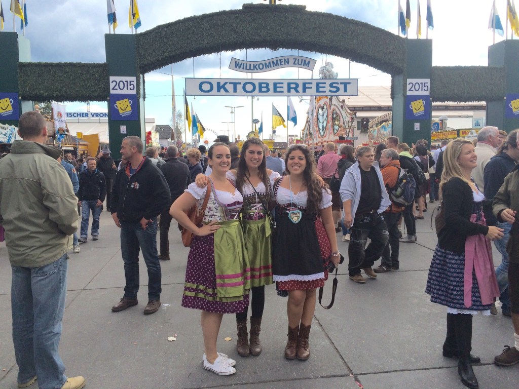 12076157_10205388707388214_1204766079_o